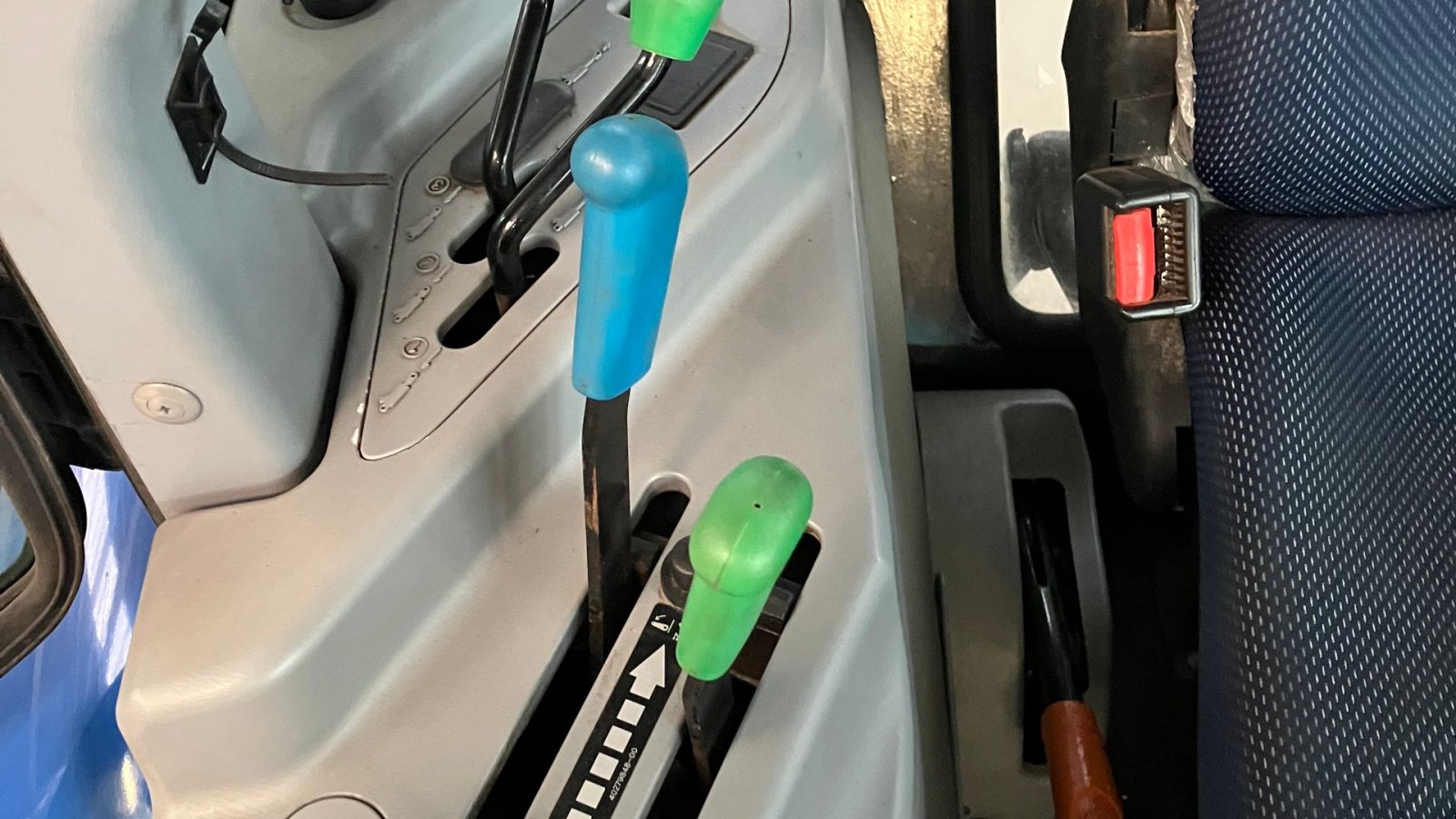 Geräteträger des Typs New Holland BOOMER 35 HST Hydrostatisk, Gebrauchtmaschine in Glamsbjerg (Bild 11)