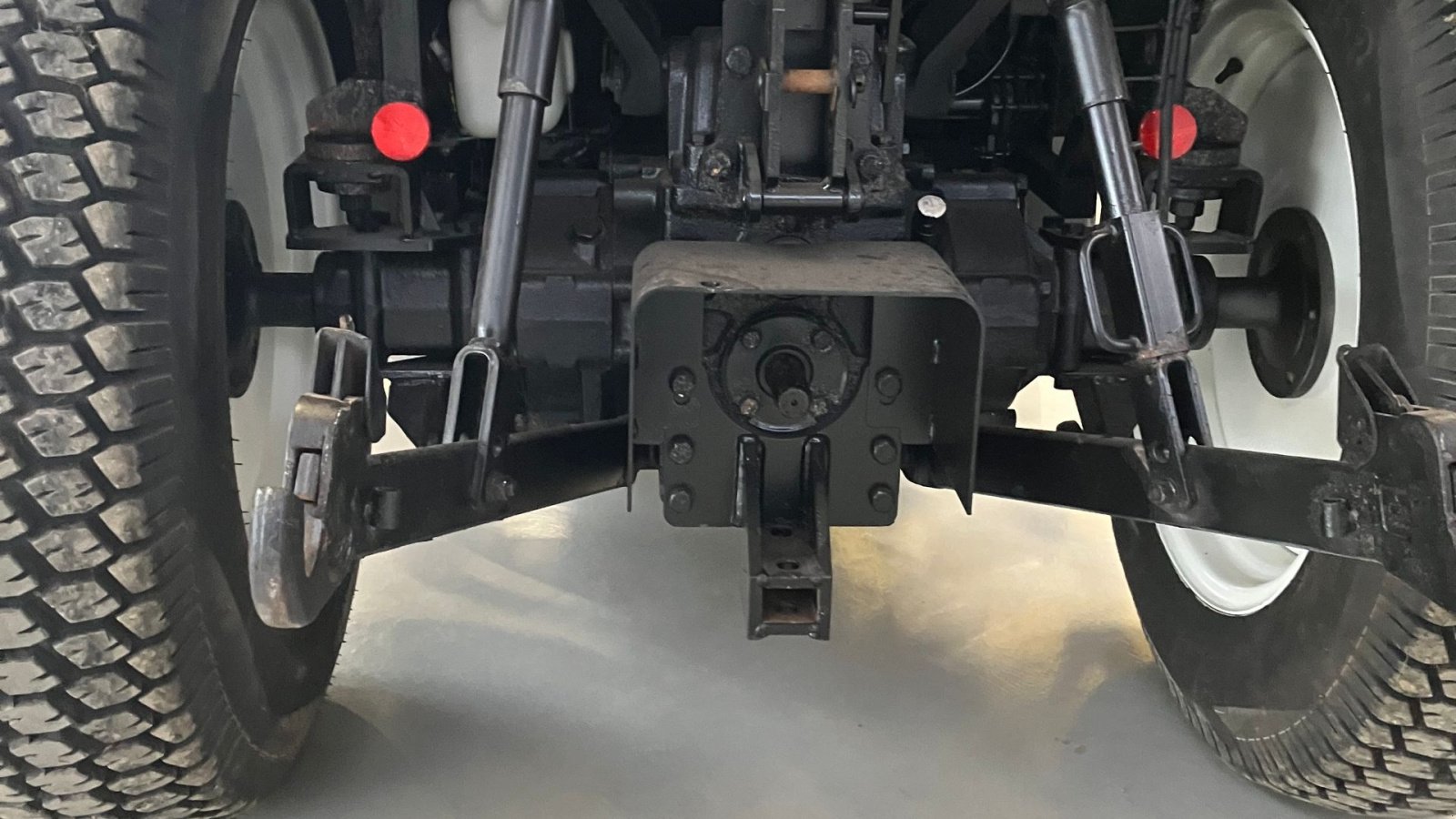 Geräteträger des Typs New Holland BOOMER 35 HST Hydrostatisk, Gebrauchtmaschine in Glamsbjerg (Bild 5)