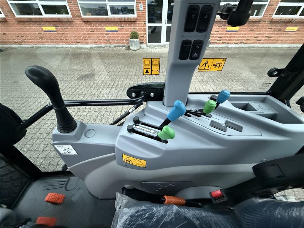 Geräteträger typu New Holland BOOMER 35 HST, Gebrauchtmaschine v Gjerlev J. (Obrázek 16)