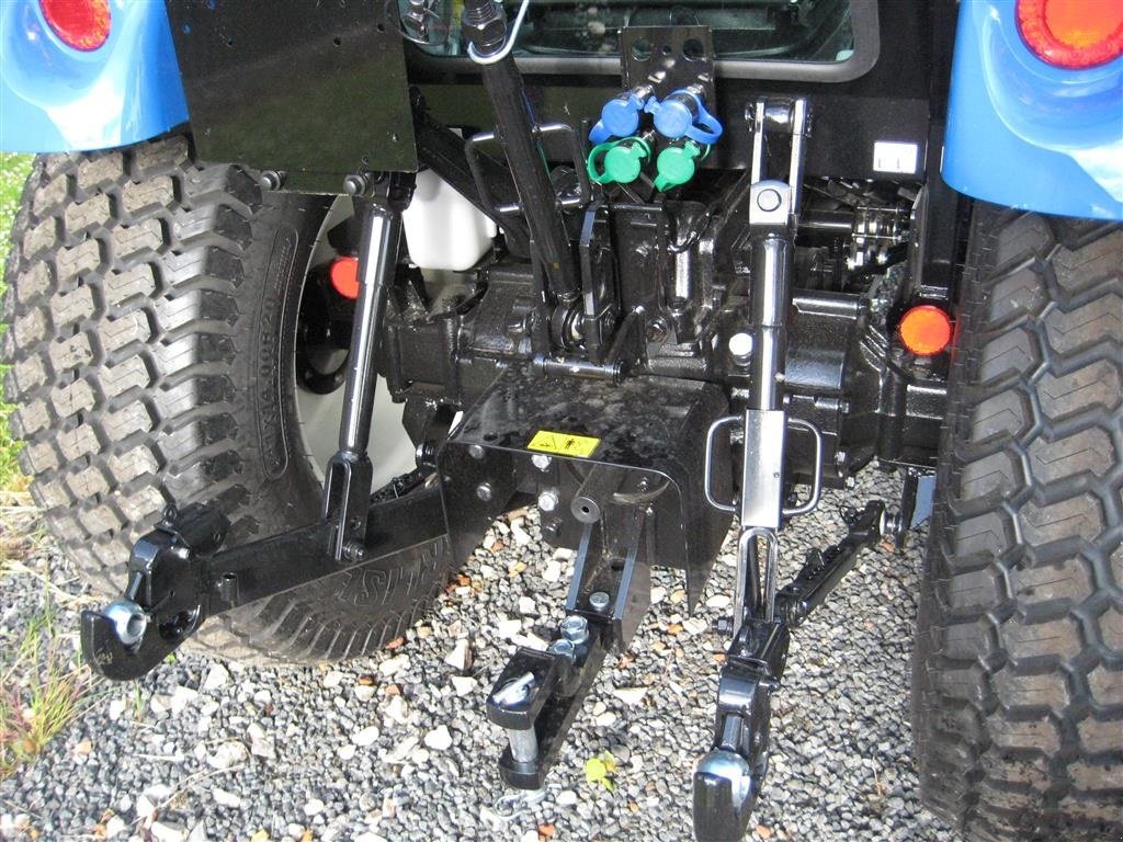 Geräteträger des Typs New Holland BOOMER 35 HST, Gebrauchtmaschine in Glamsbjerg (Bild 7)