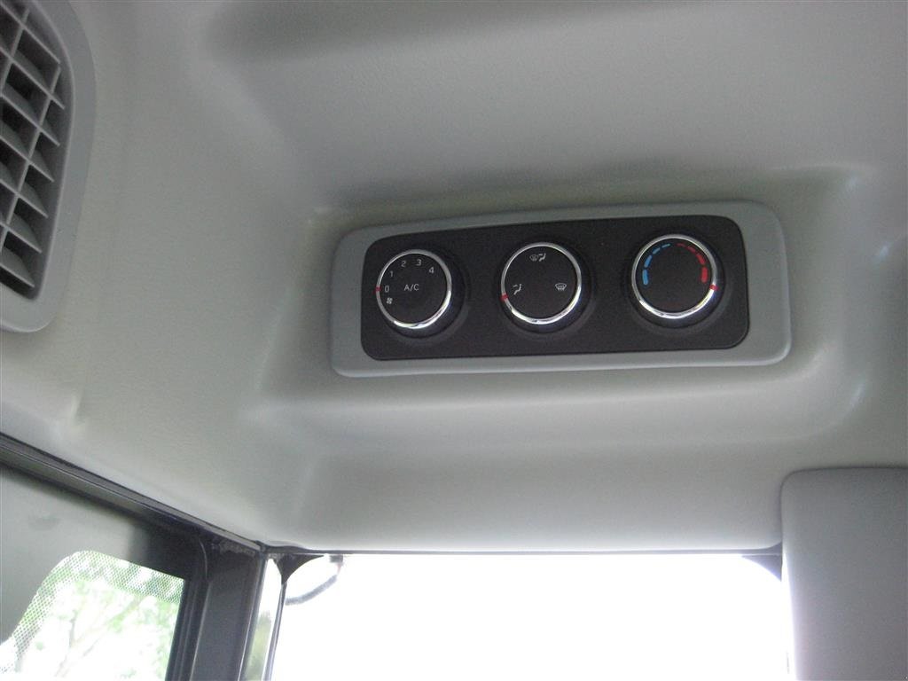 Geräteträger des Typs New Holland BOOMER 35 HST, Gebrauchtmaschine in Glamsbjerg (Bild 12)