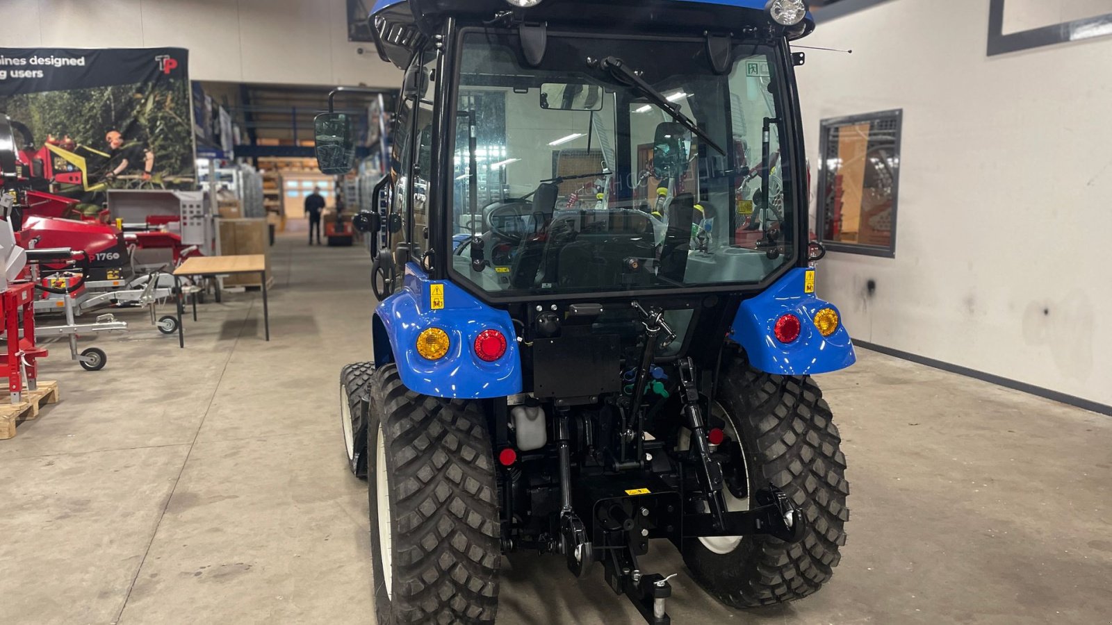 Geräteträger of the type New Holland BOOMER 40 HST Fabriksny, Gebrauchtmaschine in Holstebro (Picture 5)
