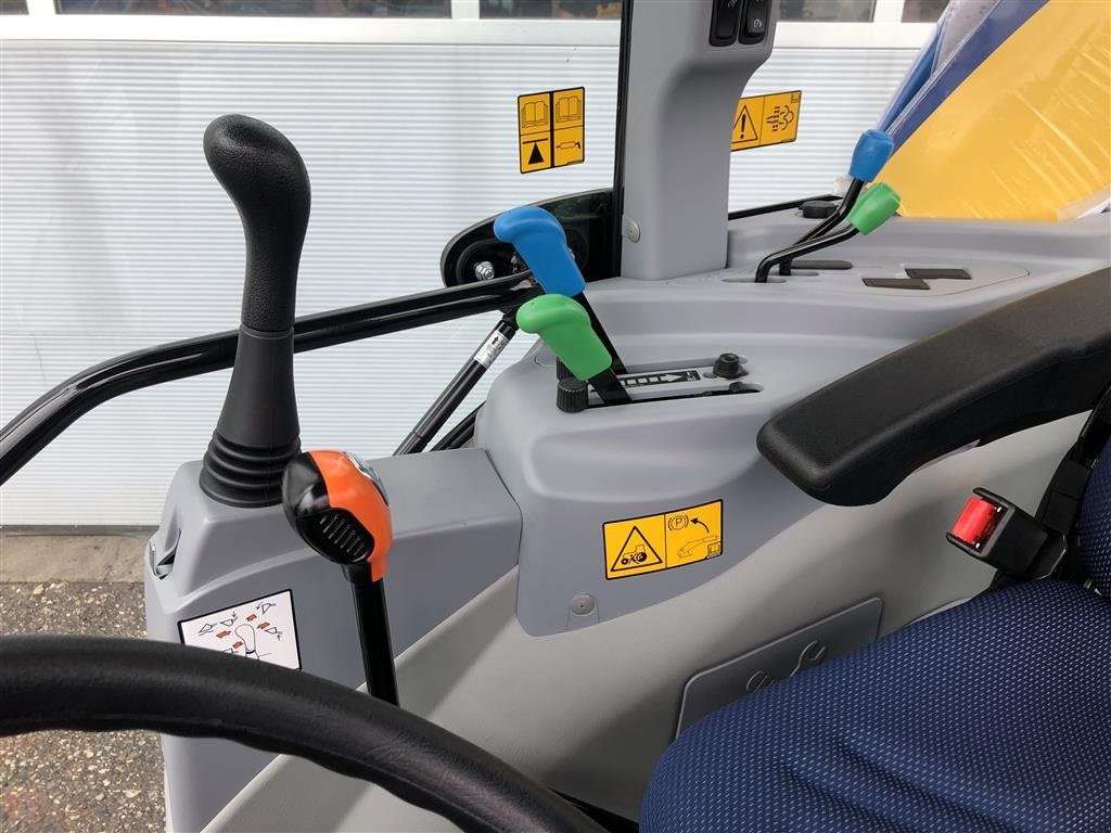 Geräteträger des Typs New Holland Boomer 55, Gebrauchtmaschine in Holstebro (Bild 11)