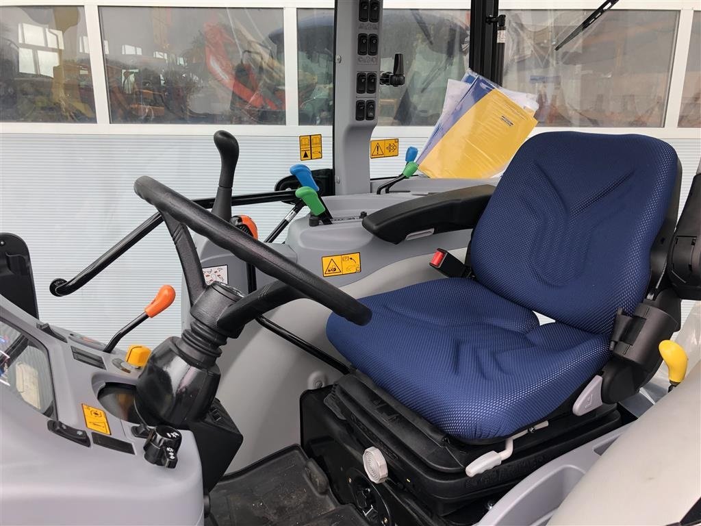 Geräteträger des Typs New Holland Boomer 55, Gebrauchtmaschine in Holstebro (Bild 13)