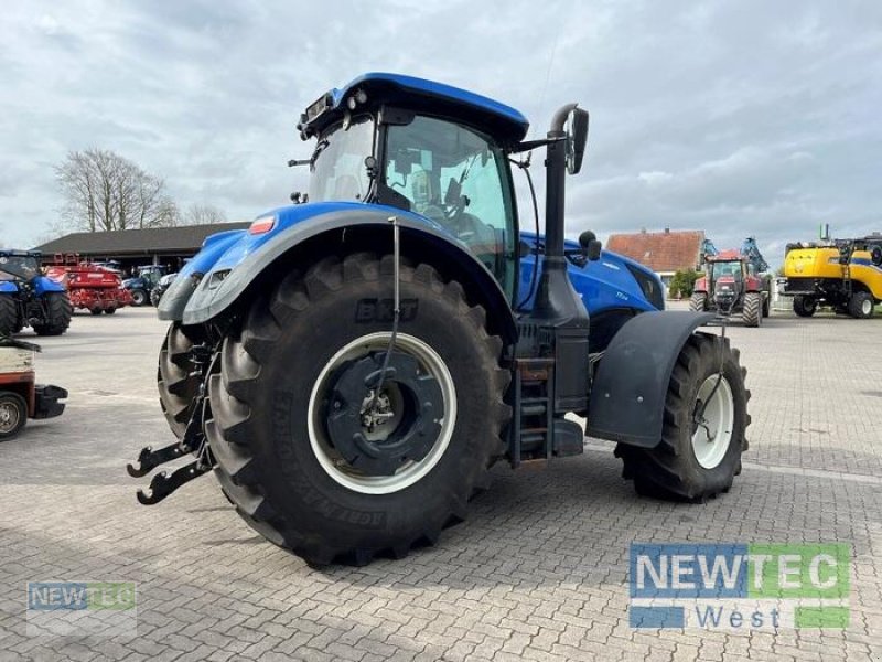 Geräteträger des Typs New Holland T 7.315 AUTO COMMAND HD, Gebrauchtmaschine in Syke-Heiligenfelde (Bild 4)