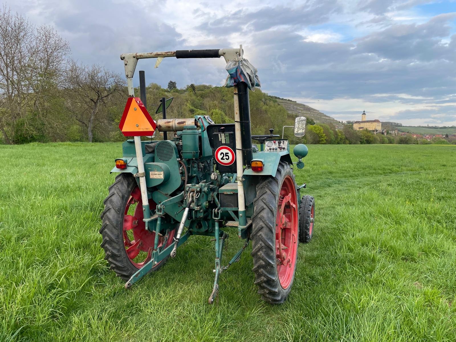 Geräteträger a típus Schneider GT27, Gebrauchtmaschine ekkor: Haßmersheim-Neckarmühlbach (Kép 3)