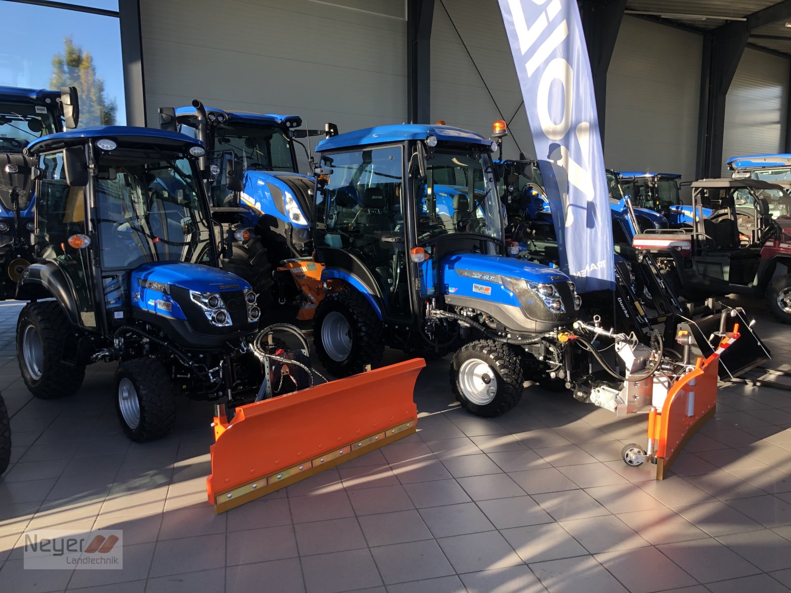 Geräteträger typu Solis -, Gebrauchtmaschine v Bad Waldsee Mennisweiler (Obrázek 7)