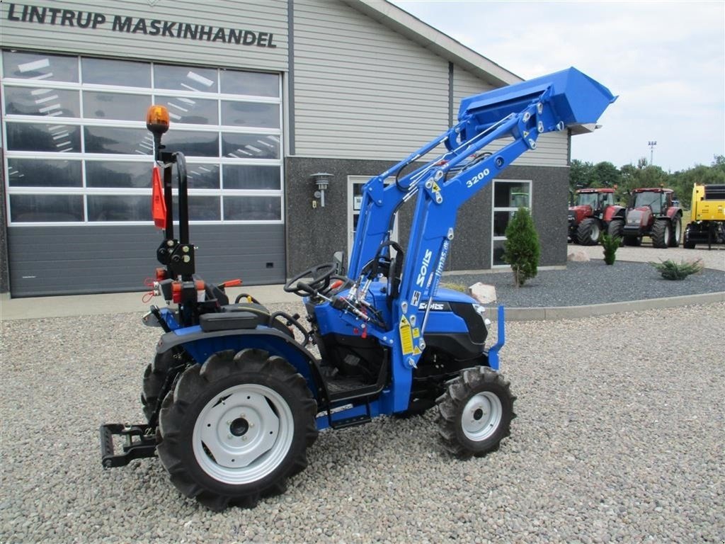 Geräteträger Türe ait Solis 26 Gearmaskine med servostyrring og fuldhydraulisk frontlæsser, Gebrauchtmaschine içinde Lintrup (resim 12)