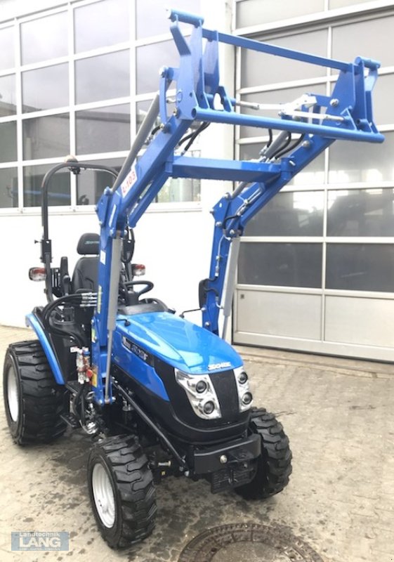 Geräteträger del tipo Solis 26 HST, Neumaschine In Rottenburg (Immagine 2)