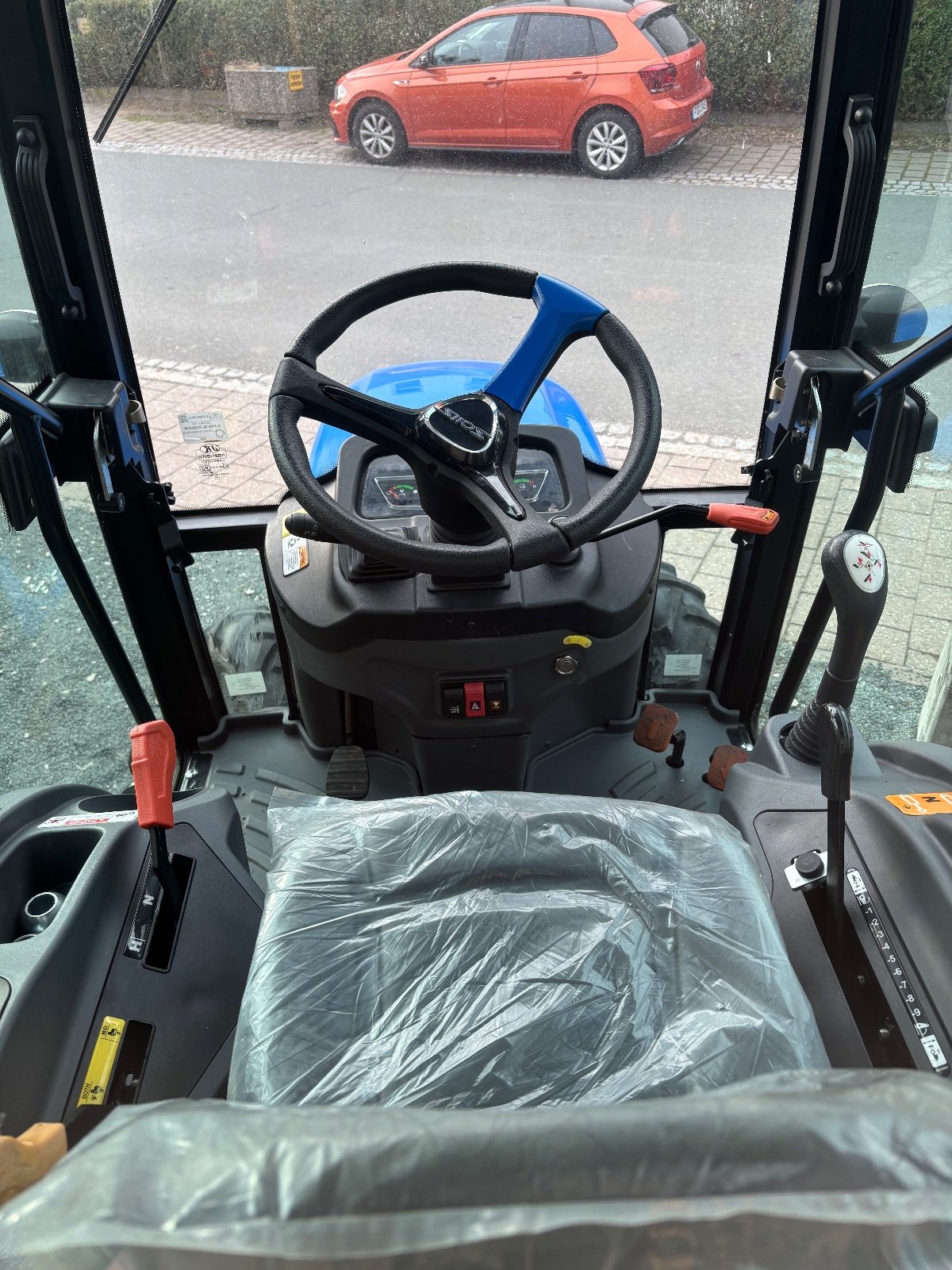 Geräteträger a típus Solis 26 HST, Neumaschine ekkor: Hagenbüchach (Kép 3)