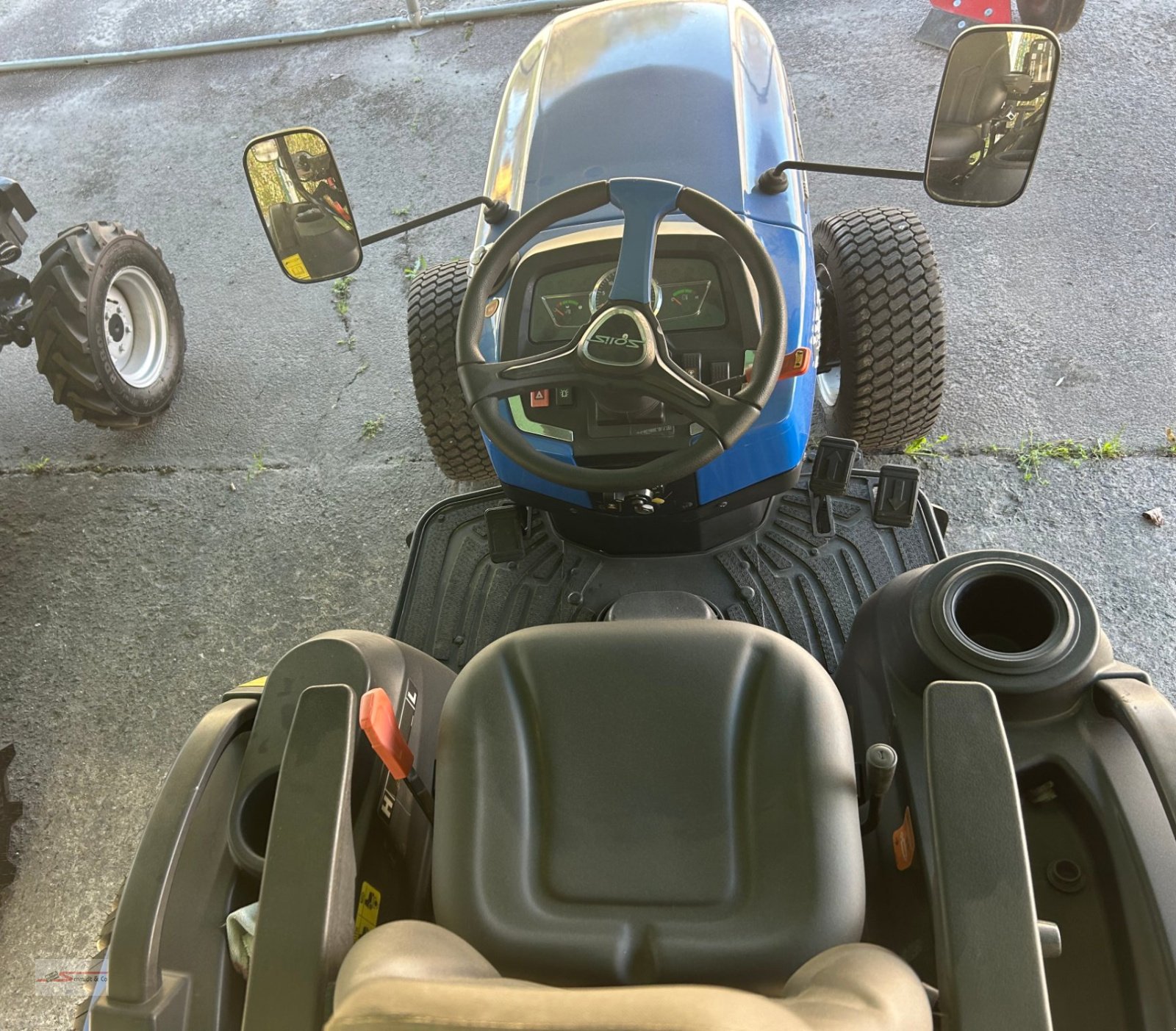 Geräteträger tipa Solis 26 HST, Neumaschine u Granzin OT Greven (Slika 5)