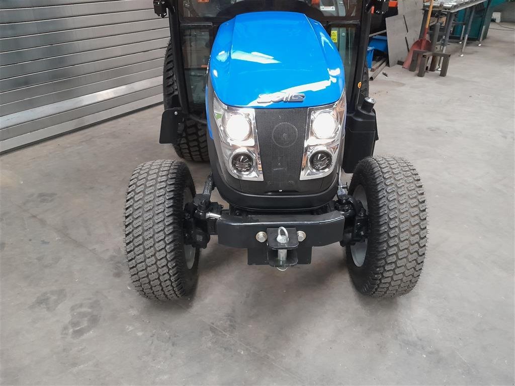 Geräteträger typu Solis 26 med kabine, Gebrauchtmaschine v Rødekro (Obrázek 4)