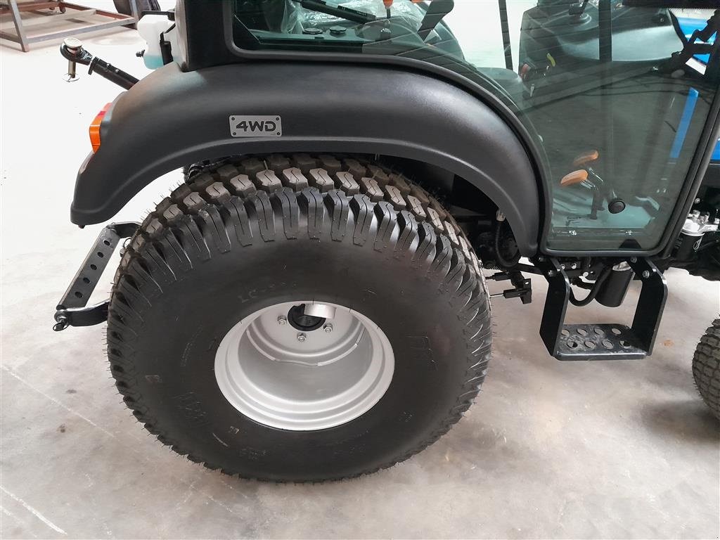 Geräteträger typu Solis 26 med kabine, Gebrauchtmaschine v Rødekro (Obrázek 12)