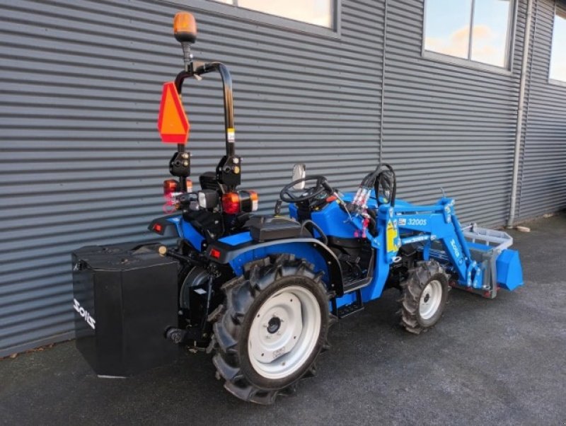 Geräteträger des Typs Solis 26, Gebrauchtmaschine in Fårevejle (Bild 3)