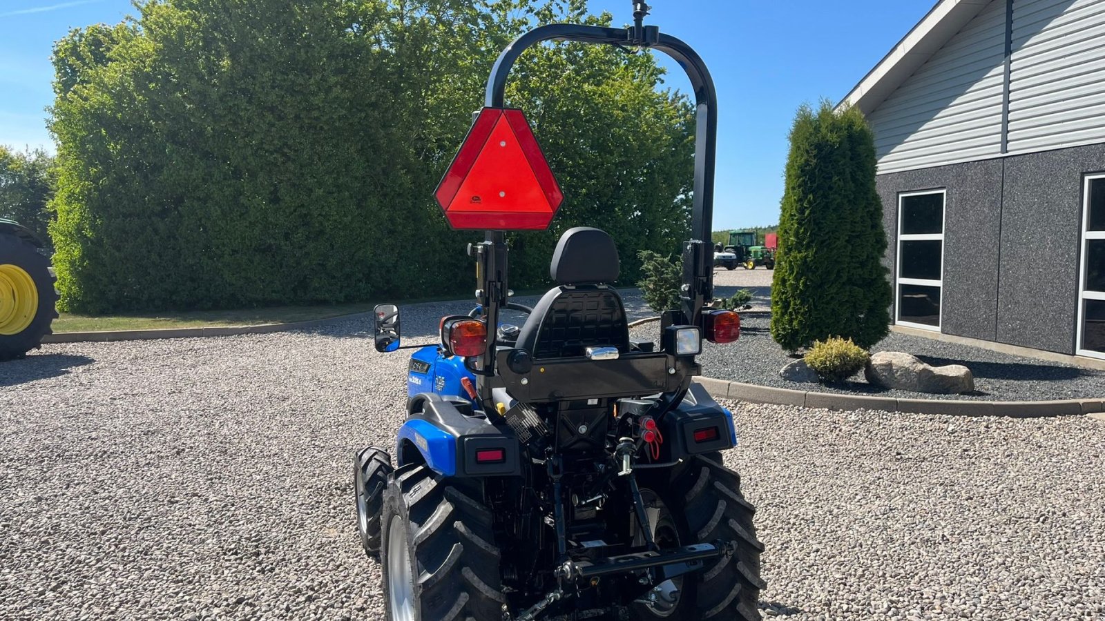 Geräteträger del tipo Solis H26 HST Hydrostat med Traktor dæk, Gebrauchtmaschine en Lintrup (Imagen 15)