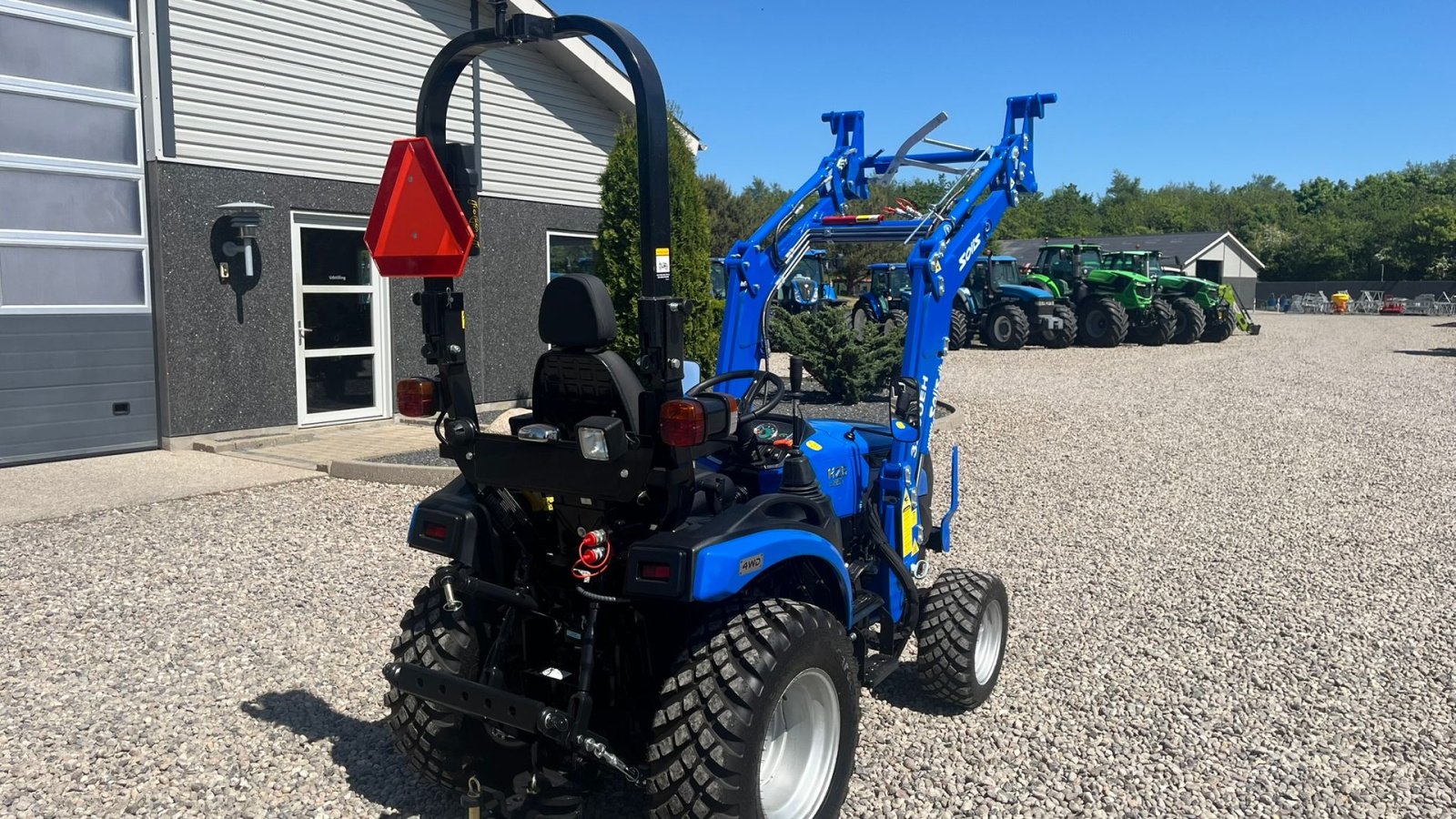 Geräteträger типа Solis H26 HST Med Frontlæsser og GardenPro dæk, Gebrauchtmaschine в Lintrup (Фотография 17)