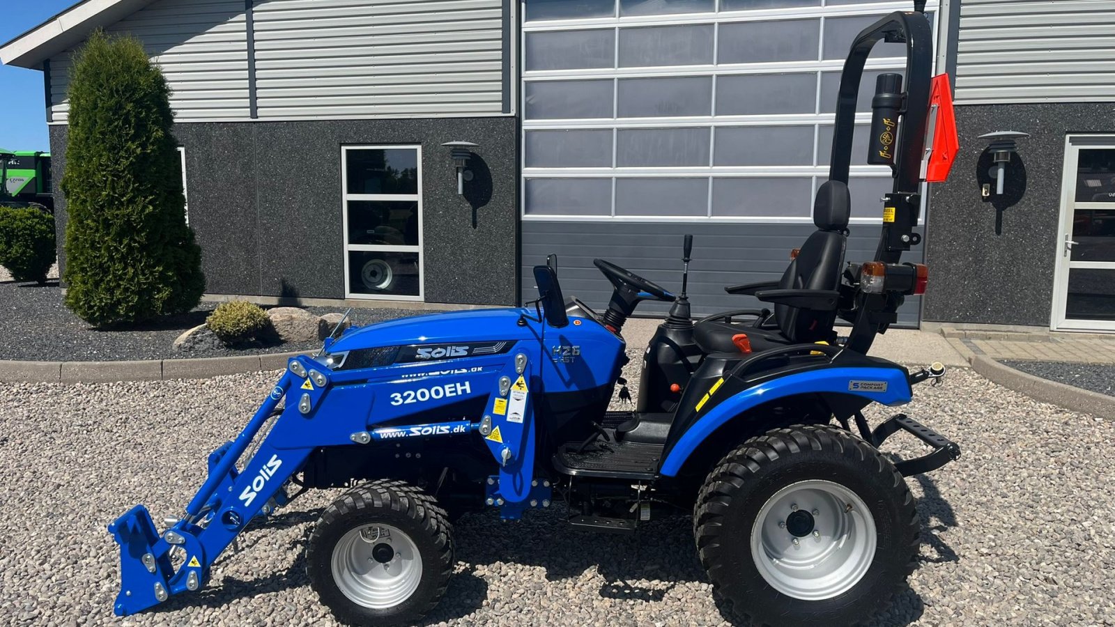 Geräteträger типа Solis H26 HST Med Frontlæsser og GardenPro dæk, Gebrauchtmaschine в Lintrup (Фотография 14)