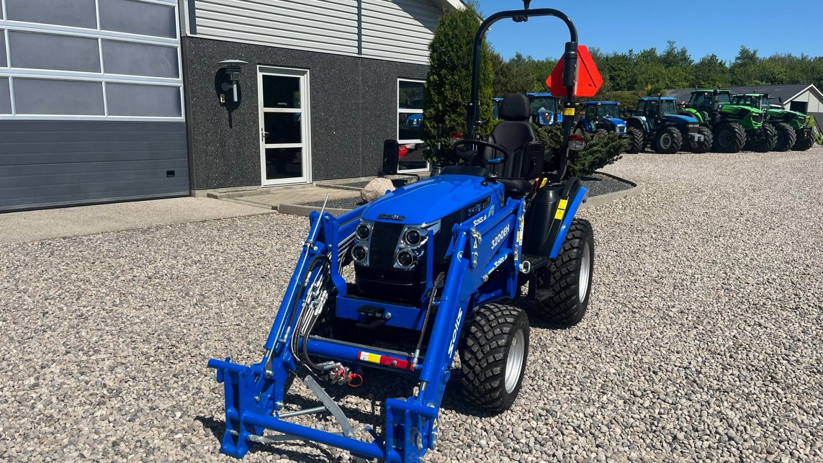 Geräteträger типа Solis H26 HST Med Frontlæsser og GardenPro dæk, Gebrauchtmaschine в Lintrup (Фотография 13)