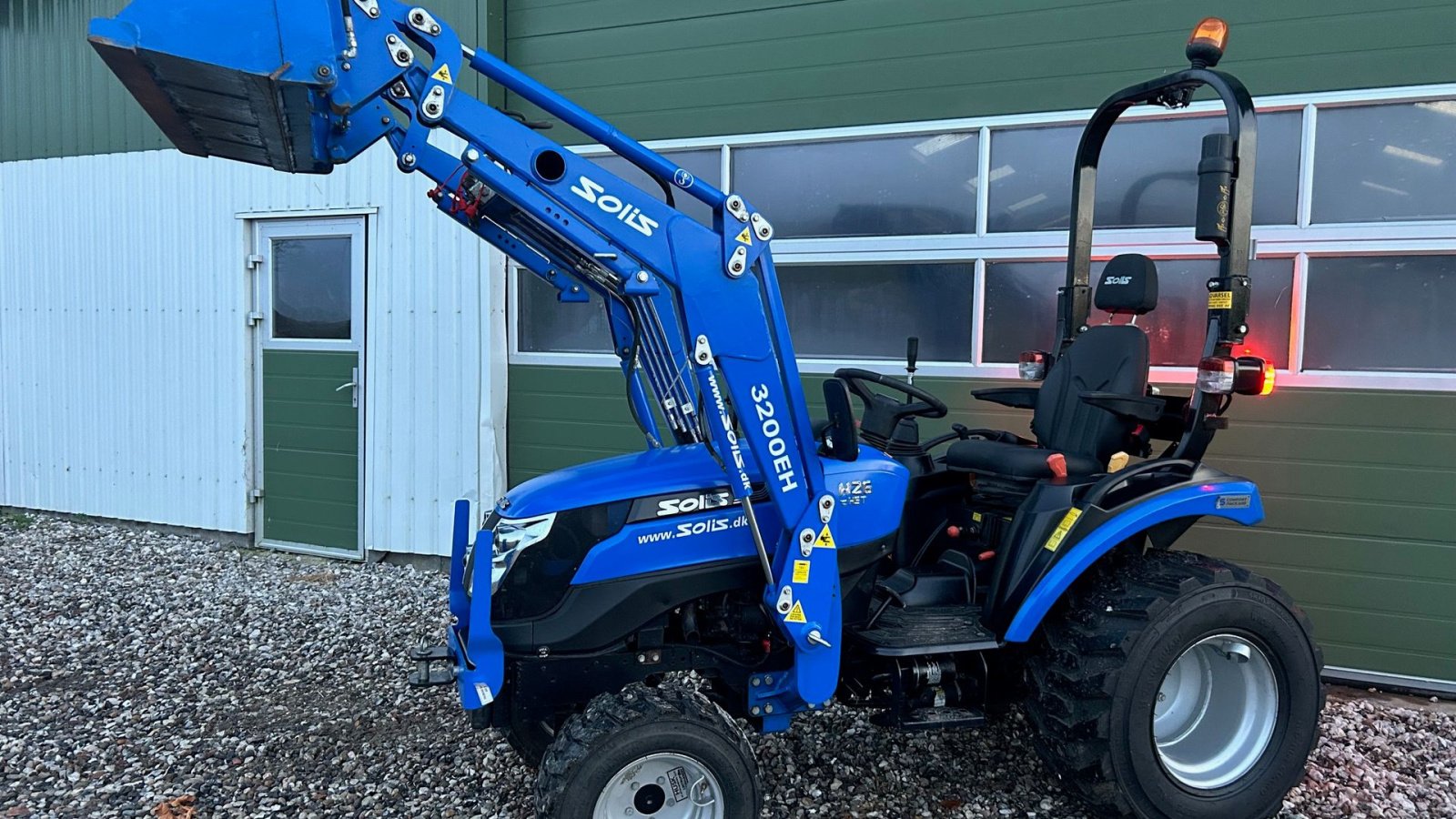 Geräteträger Türe ait Solis H26 HST, Gebrauchtmaschine içinde Arden (resim 2)