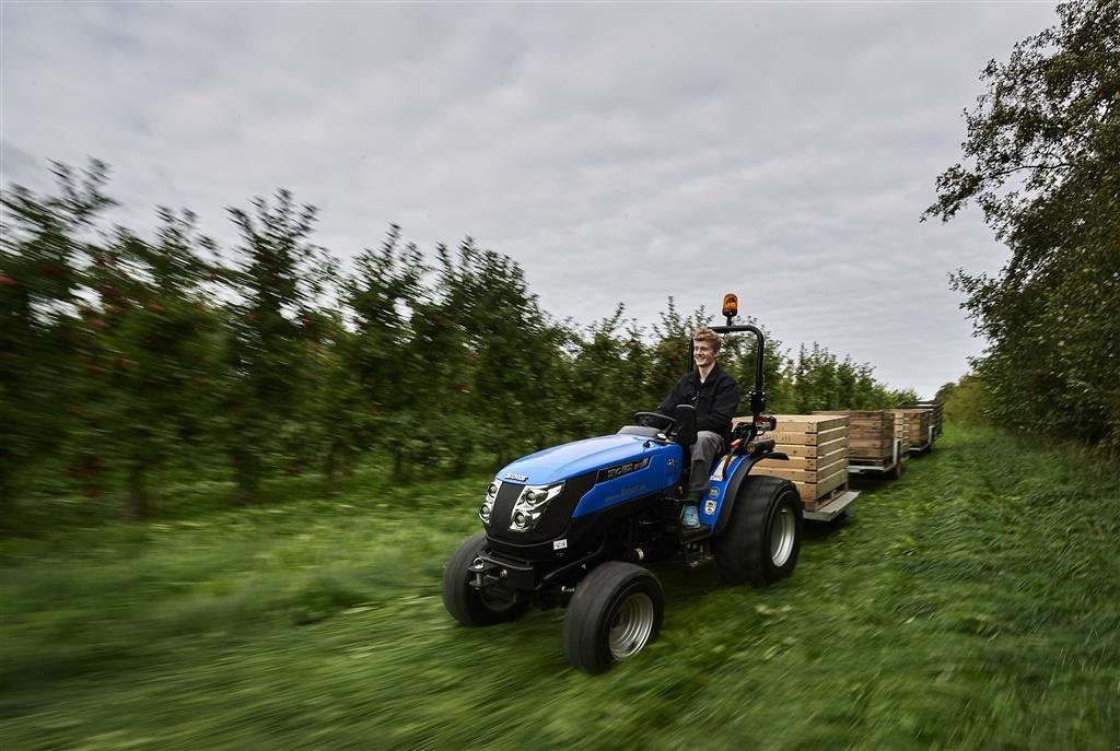 Geräteträger tip Solis Ny kompakt traktor til små penge, Gebrauchtmaschine in Lintrup (Poză 3)