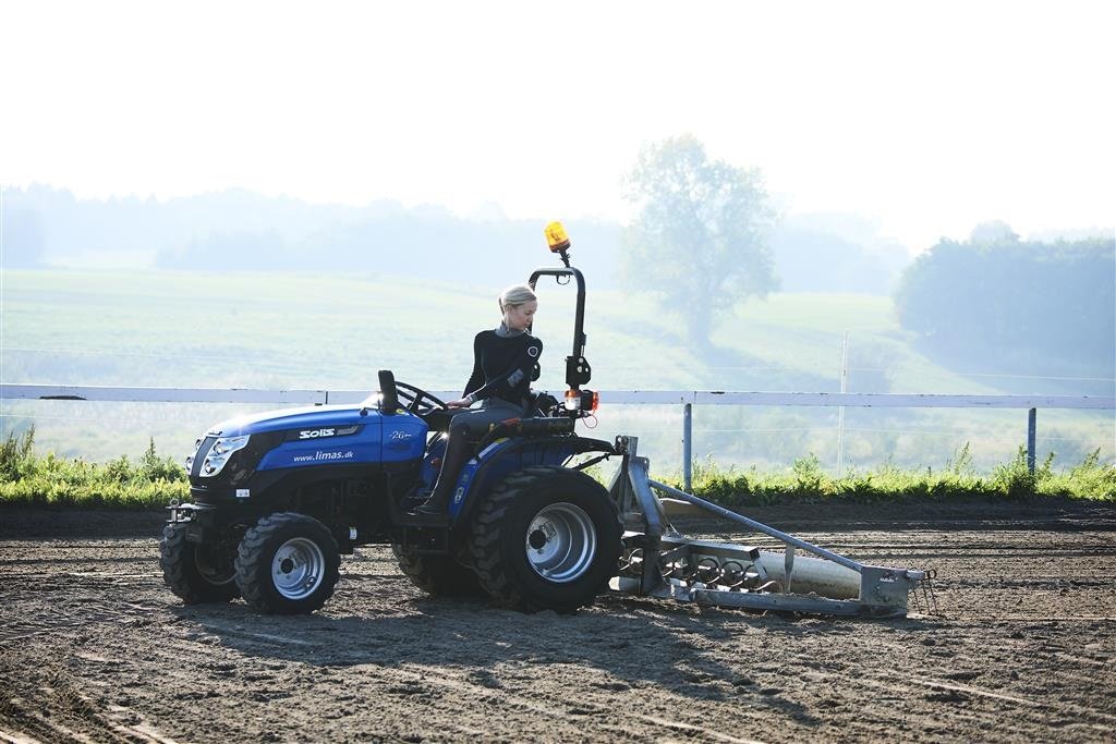 Geräteträger typu Solis Ny kompakt traktor til små penge, Gebrauchtmaschine v Lintrup (Obrázek 16)