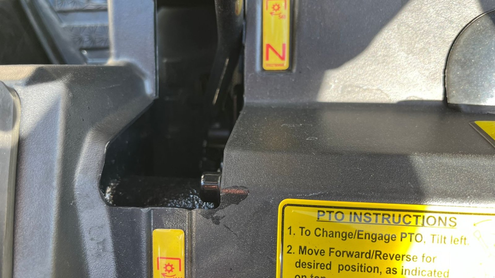 Geräteträger Türe ait Solis S26 6+2 gearmaskine Limited Edition i sort med brede hjul og Fuldhydraulisk frontlæsser, Gebrauchtmaschine içinde Lintrup (resim 10)