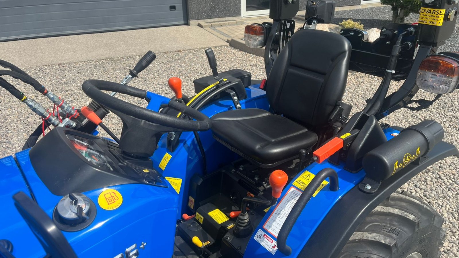 Geräteträger типа Solis S26 6+2 gearmaskine med Fuldhydraulisk frontlæsser, Gebrauchtmaschine в Lintrup (Фотография 8)