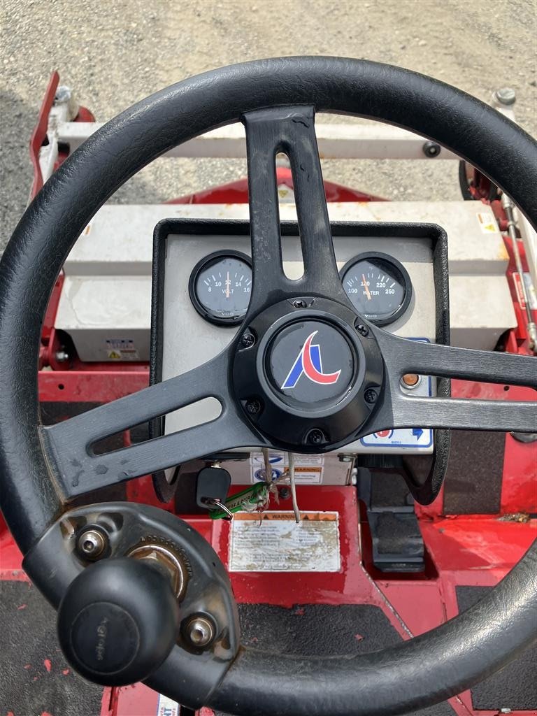 Geräteträger des Typs Sonstige 3200 D 4wd, Gebrauchtmaschine in Glamsbjerg (Bild 9)