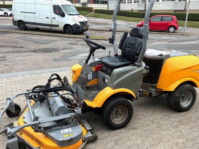 Geräteträger typu Stiga 740D, Gebrauchtmaschine v Tinglev