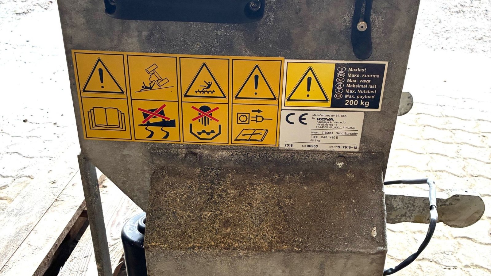 Geräteträger tipa Stiga Saltudlægger, Gebrauchtmaschine u Tinglev (Slika 2)