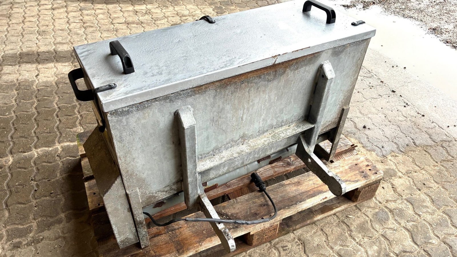 Geräteträger tipa Stiga Saltudlægger, Gebrauchtmaschine u Tinglev (Slika 4)