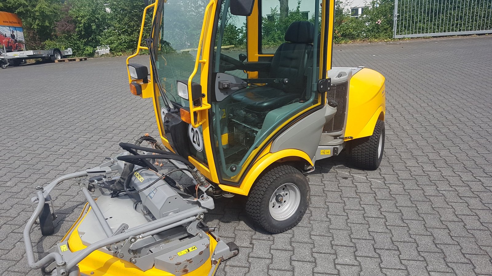 Geräteträger tip Stiga Titan 740 DCR, Gebrauchtmaschine in Olpe (Poză 4)