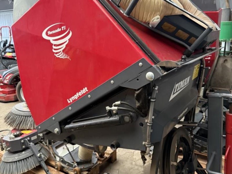 Geräteträger des Typs Timan FSA 12000, Gebrauchtmaschine in Hadsten (Bild 1)