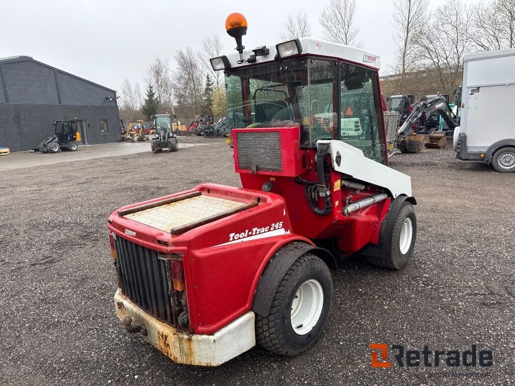 Geräteträger типа Timan Tool-Trac 245, Gebrauchtmaschine в Rødovre (Фотография 4)