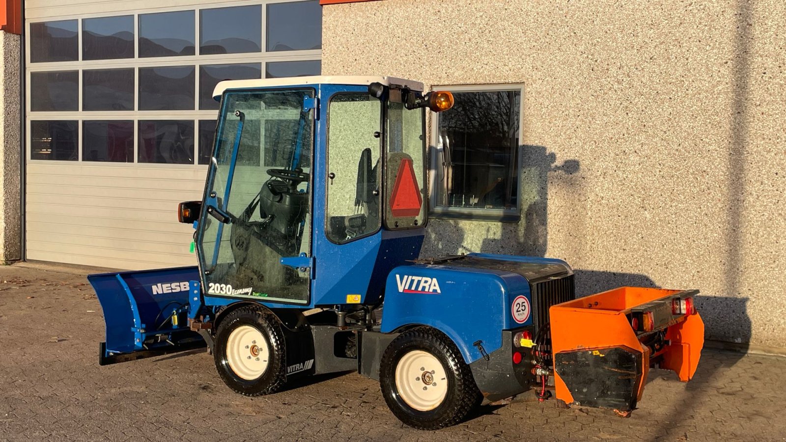 Geräteträger типа Vitra 2030 2030 Dual Economy - Ring for pris, Gebrauchtmaschine в Helsinge (Фотография 4)