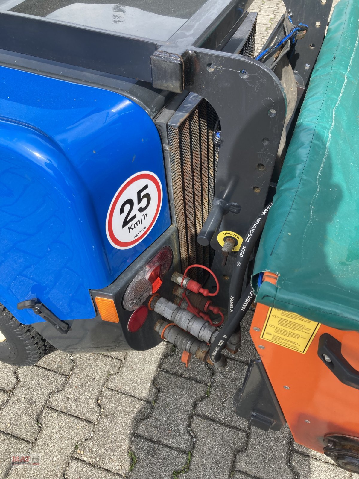 Geräteträger des Typs Vitra 2037 Economy, Gebrauchtmaschine in Waldkraiburg (Bild 4)