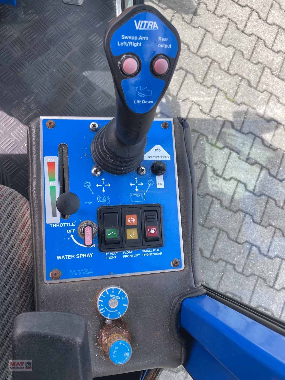 Geräteträger des Typs Vitra 2037 Economy, Gebrauchtmaschine in Waldkraiburg (Bild 11)