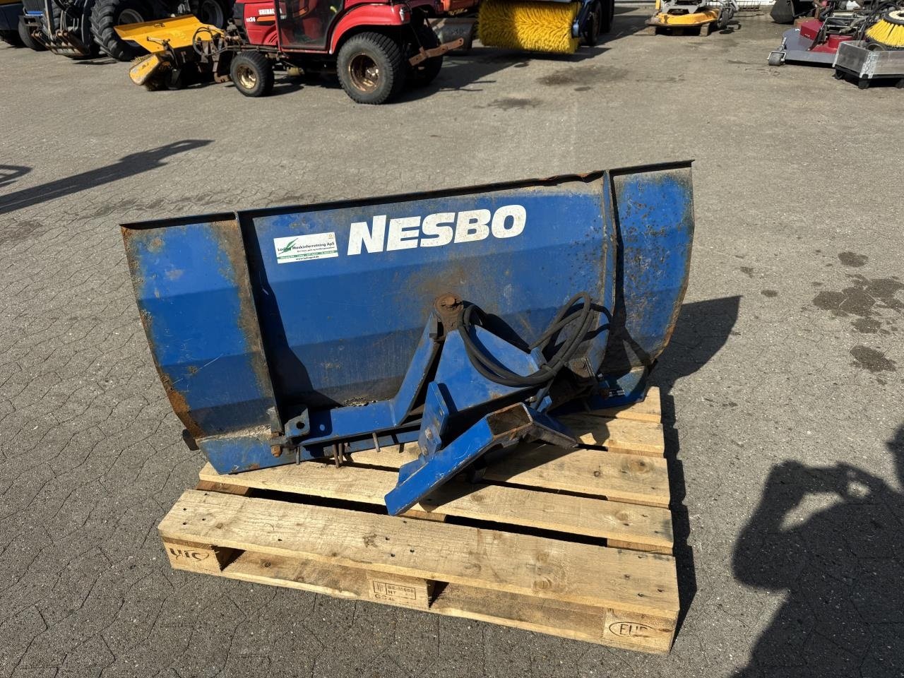 Geräteträger des Typs Vitra 2037, Gebrauchtmaschine in Hadsten (Bild 10)