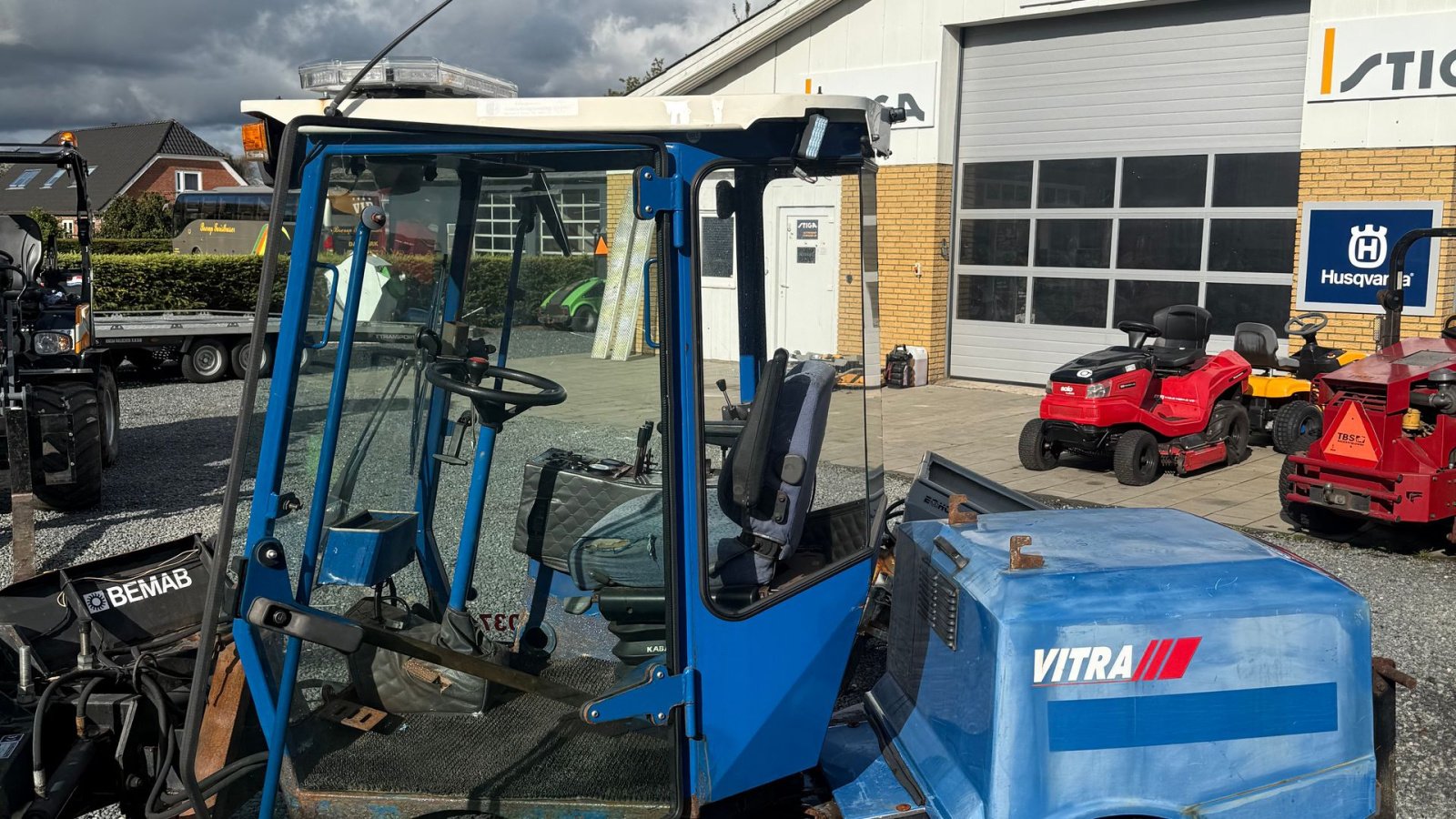 Geräteträger des Typs Vitra 2037, Gebrauchtmaschine in Brørup (Bild 7)