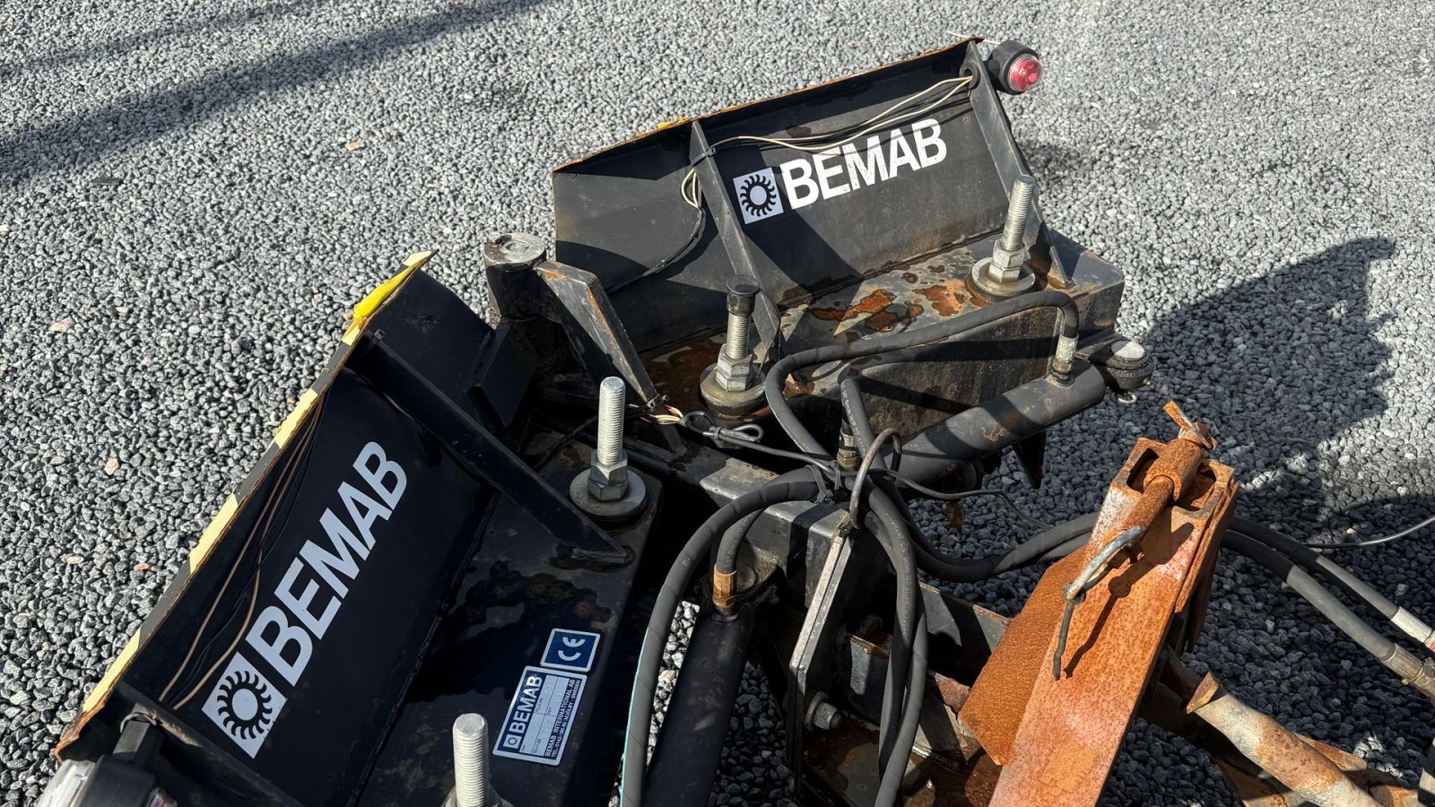 Geräteträger des Typs Vitra 2037, Gebrauchtmaschine in Brørup (Bild 8)