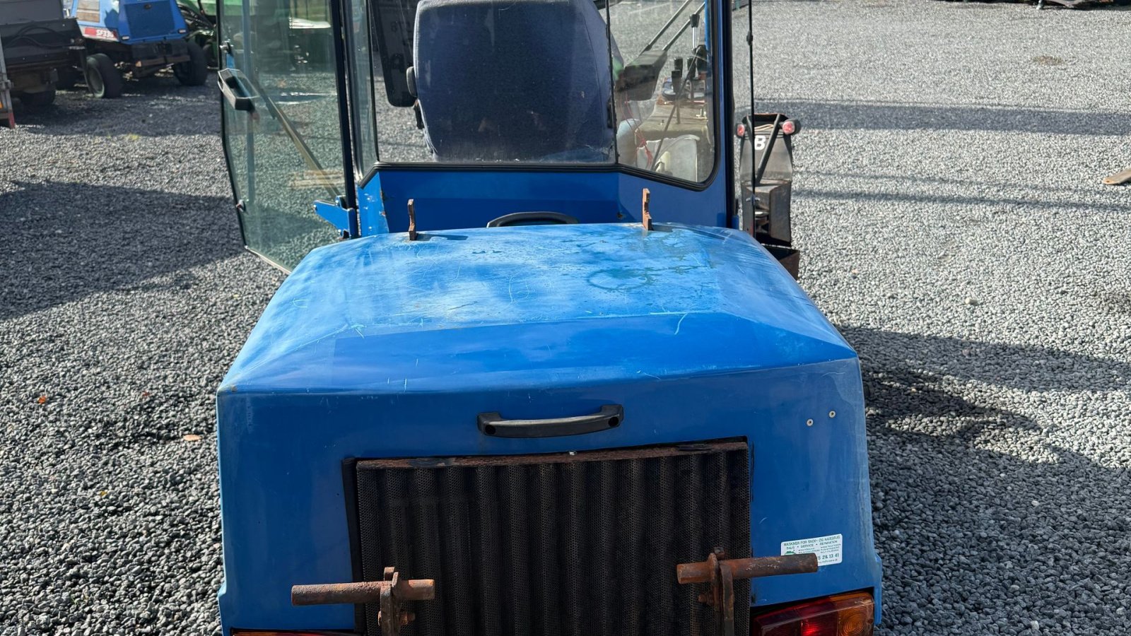 Geräteträger des Typs Vitra 2037, Gebrauchtmaschine in Brørup (Bild 11)