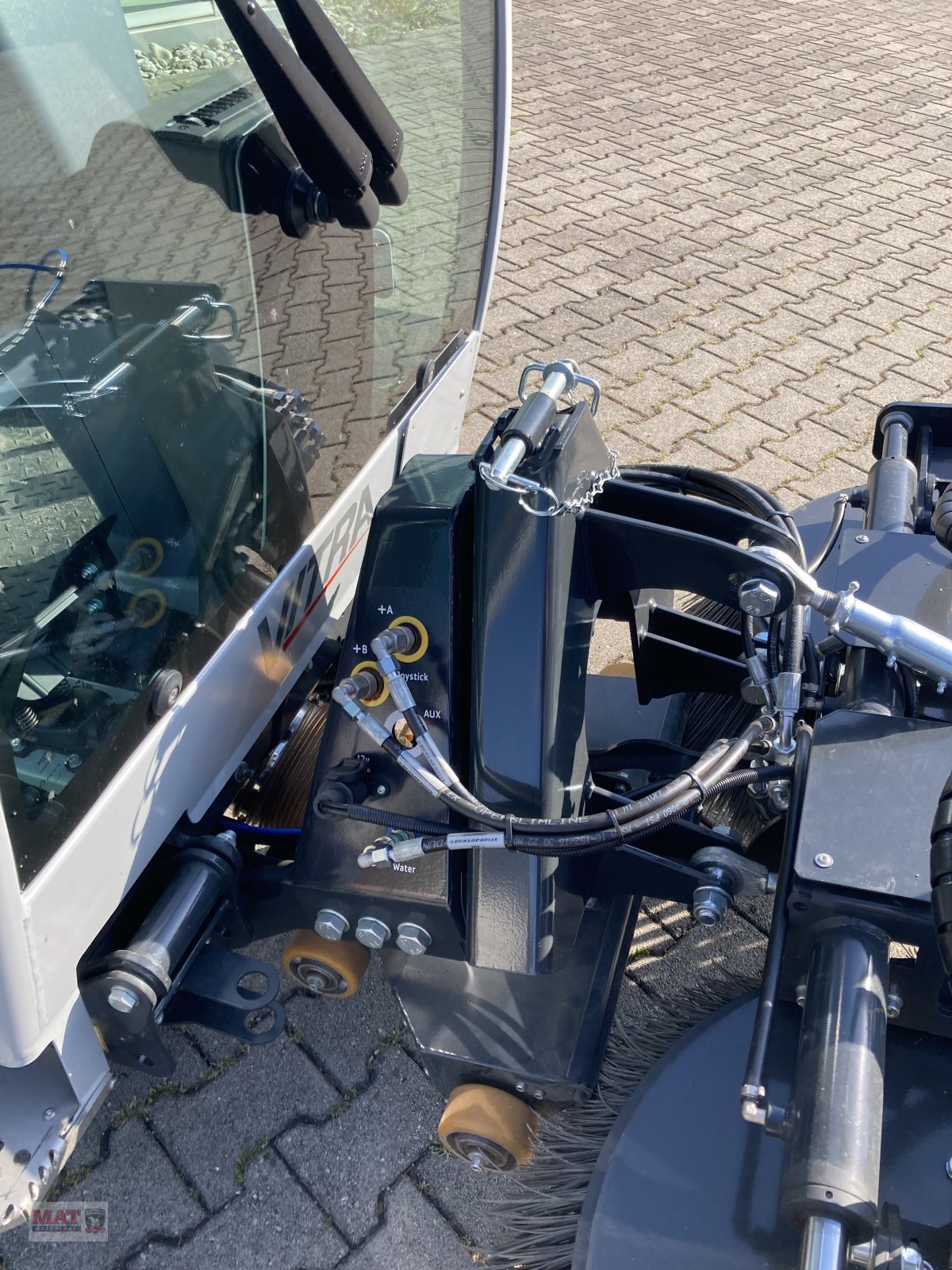 Geräteträger del tipo Vitra C 3.75, Neumaschine en Waldkraiburg (Imagen 7)