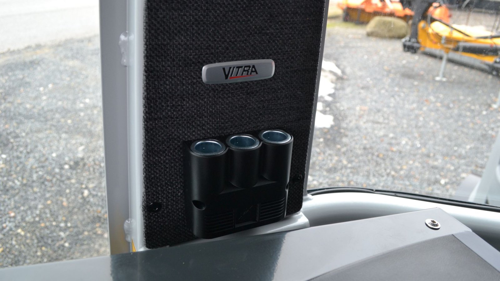 Geräteträger типа Vitra C3.75, Gebrauchtmaschine в Glamsbjerg (Фотография 15)