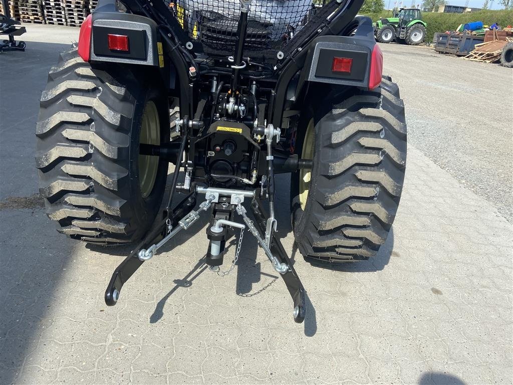 Geräteträger des Typs Yanmar SA 424 4WD inkl. frontlæsser og 135 cm skovl (Løftekapasitet 545), Gebrauchtmaschine in Vejle (Bild 5)