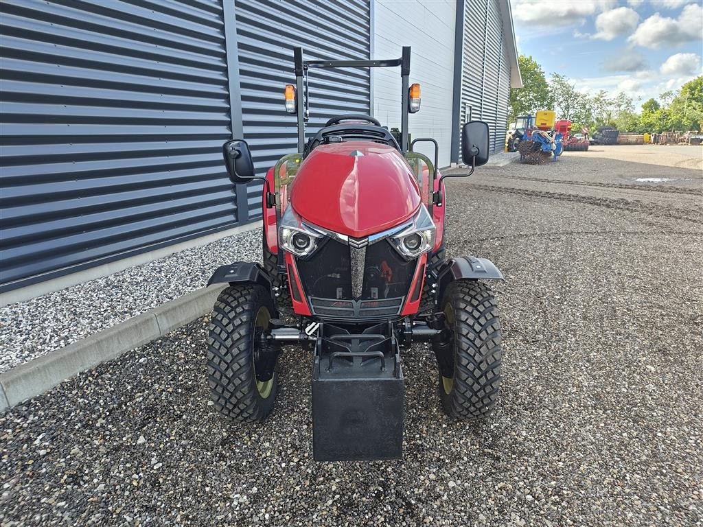 Geräteträger des Typs Yanmar YT 235H 4WD SOM NY, Gebrauchtmaschine in Holstebro (Bild 4)