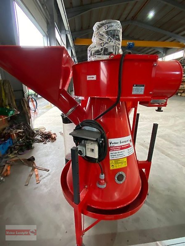 Getreidereinigung des Typs POM Augustów Kornabscheider M 502/1 Windsichter bis 30 t/h 7,5 kW, Neumaschine in Ostheim/Rhön (Bild 2)