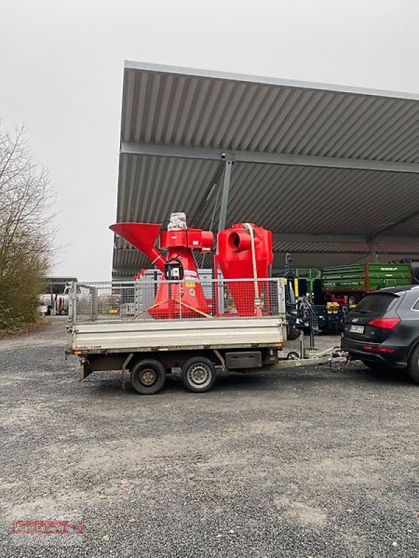 Getreidereinigung типа POM Augustów Kornabscheider M 502/1 Windsichter bis 30 t/h 7,5 kW, Neumaschine в Ostheim/Rhön (Фотография 12)