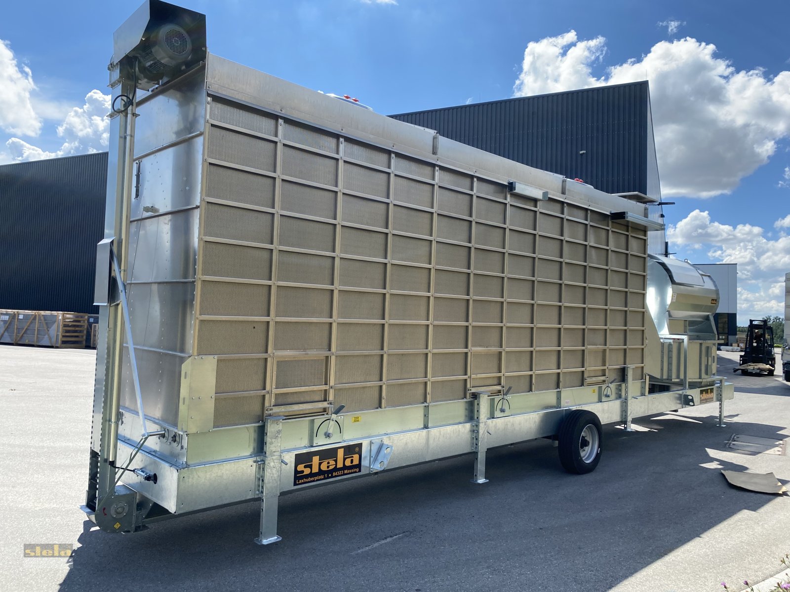 Getreidetrocknung des Typs Stela MUF 70, Neumaschine in Massing (Bild 3)