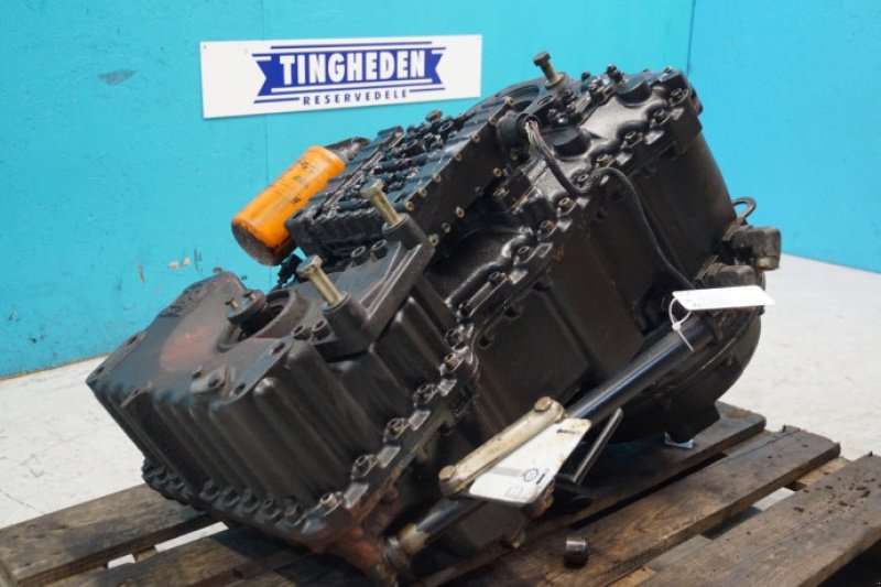 Getriebe & Getriebeteile des Typs Case IH 621D, Gebrauchtmaschine in Hemmet (Bild 3)