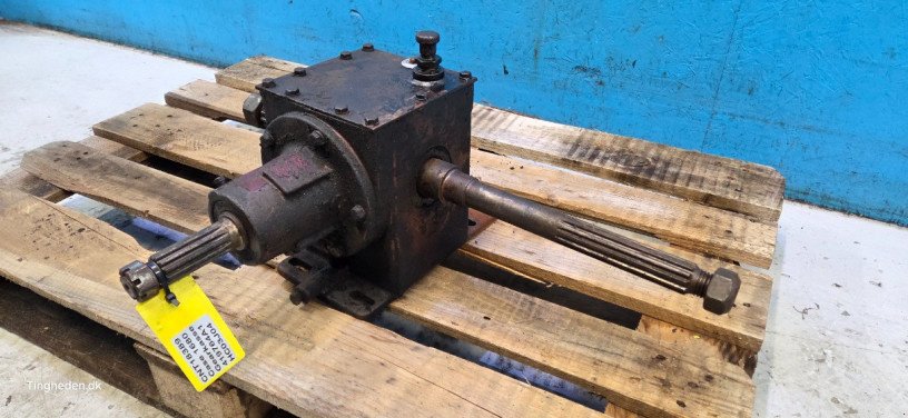 Getriebe & Getriebeteile del tipo Case 1680, Gebrauchtmaschine In Hemmet (Immagine 5)